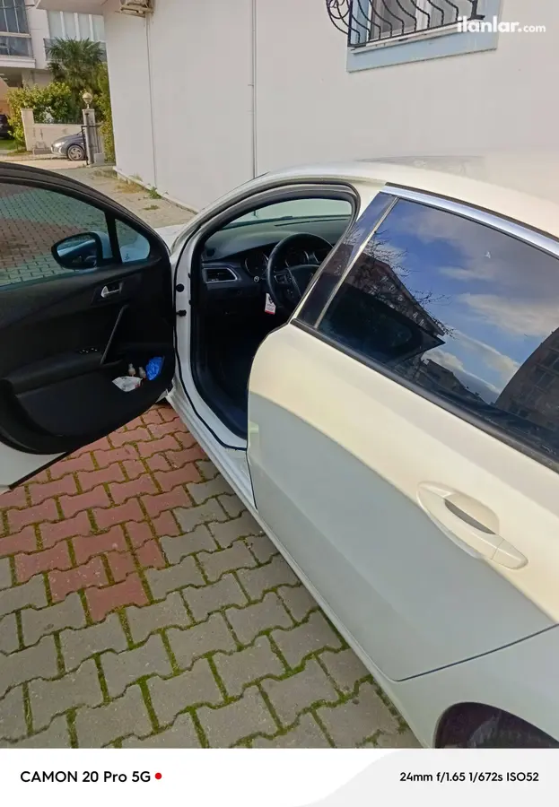 2011 Peugeot 508 1.6 THP benzinli otomatik otomobil - Fotoğraf 1