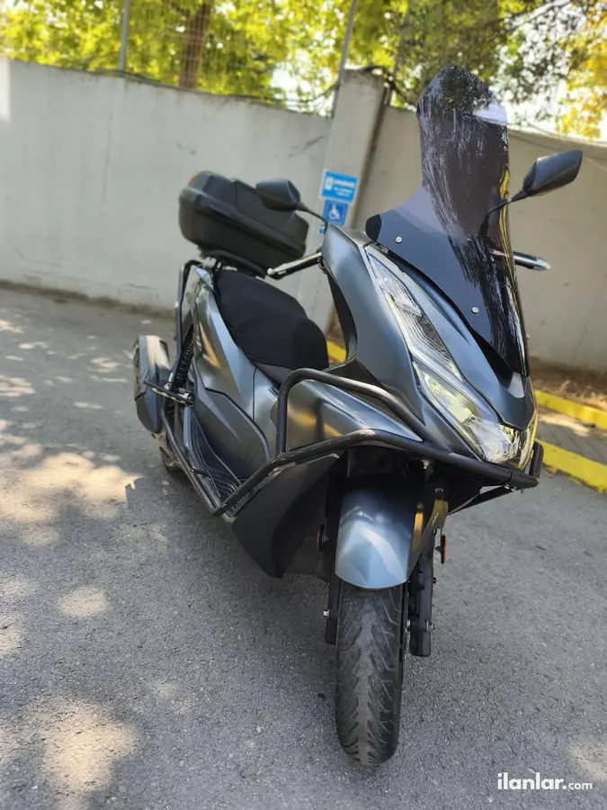 2021 Honda PCX 125 benzinli otomatik motosiklet - Fotoğraf 1