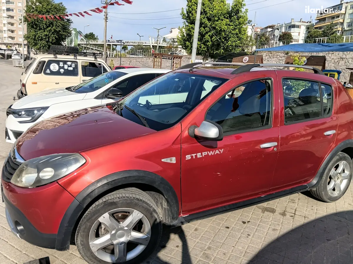 2012 Dacia Sandero 1.5 dCi dizel manuel otomobil - Fotoğraf 2