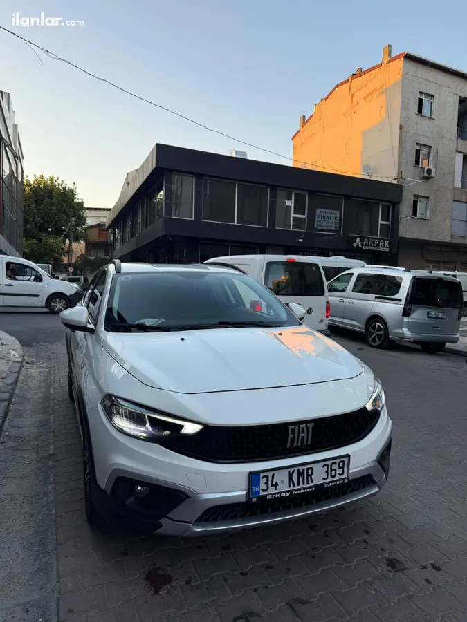 2024 Fiat Egea Cross 1.4 Fire benzinli manuel arazi, SUV, Pick-up - Fotoğraf 2