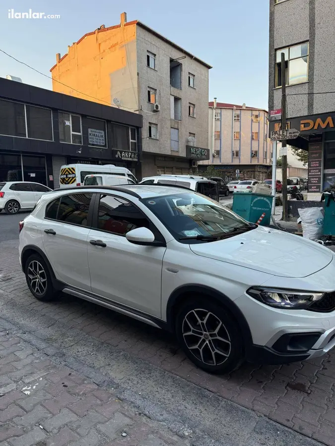 2024 Fiat Egea Cross 1.4 Fire benzinli manuel arazi, SUV, Pick-up - Fotoğraf 3