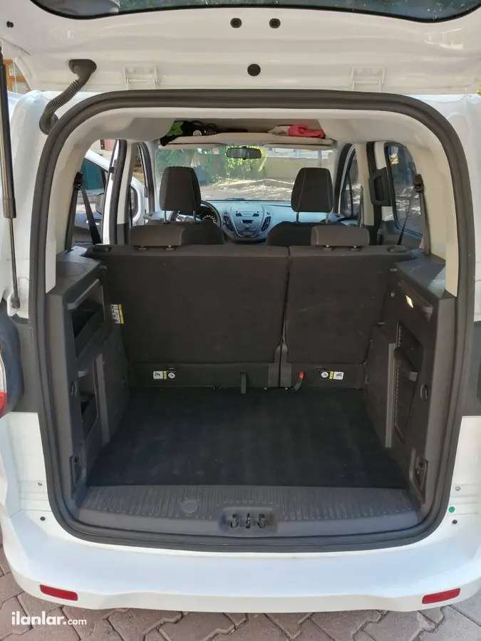 2022 Ford Tourneo Courier 1.5 TDCi dizel manuel minivan & Panelvan - Fotoğraf 3
