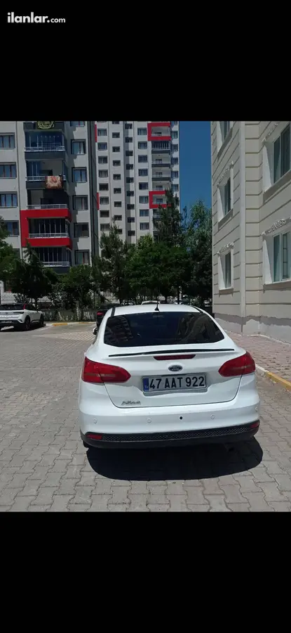 2014 Ford Focus 1.6 Ti-VCT benzinli yarı Otomatik otomobil - Fotoğraf 3