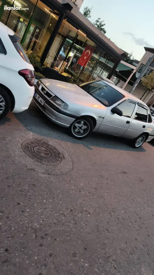 1994 Opel Vectra 1.8 diğer manuel otomobil - Fotoğraf 3