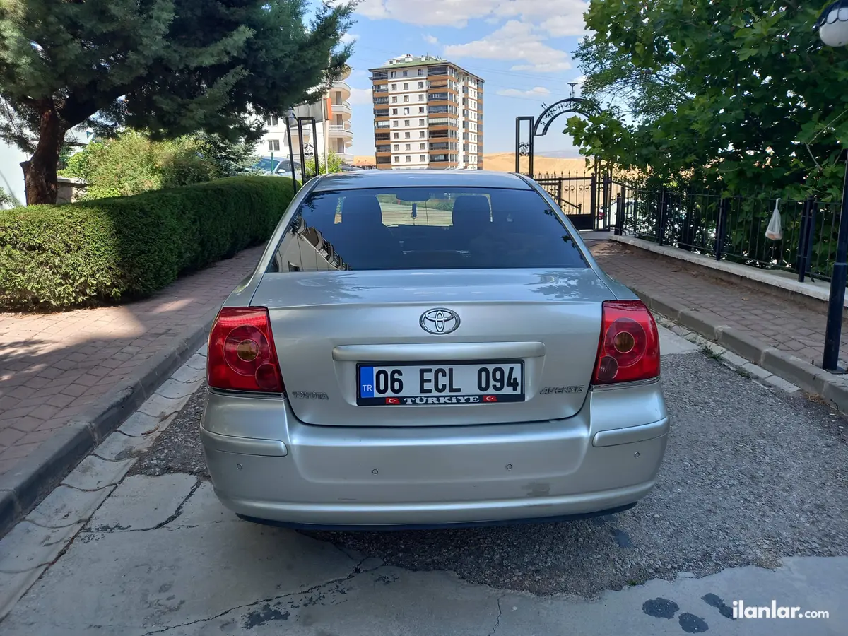 2005 Toyota Avensis 1.6 lPG manuel otomobil - Fotoğraf 1