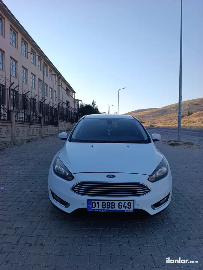 2015 Ford Focus 1.5 TDCi dizel otomatik otomobil - Fotoğraf 1