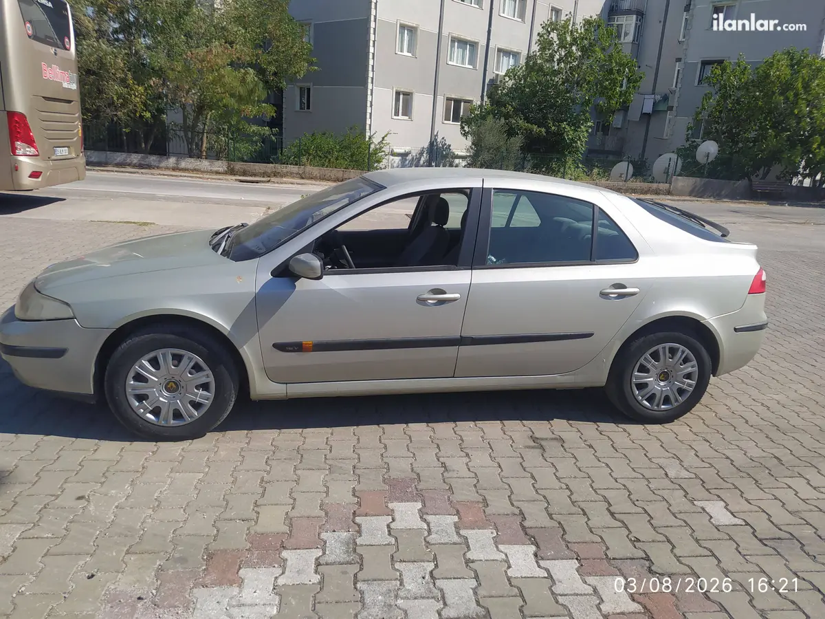 2005 Renault Laguna 1.6 benzinli manuel otomobil - Fotoğraf 3