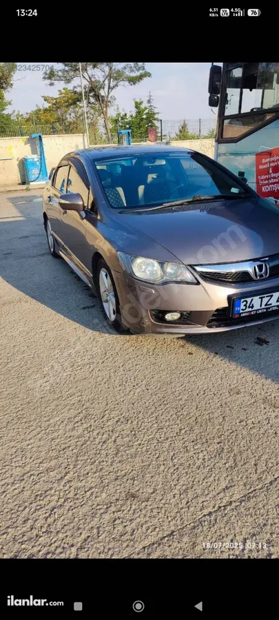 2011 Honda Civic 1.6 i-VTEC benzinli yarı Otomatik otomobil - Fotoğraf 2