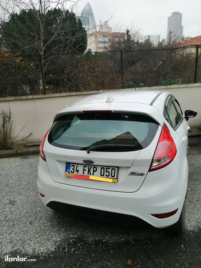 2013 Ford Fiesta 1.5 TDCi dizel manuel otomobil - Fotoğraf 3