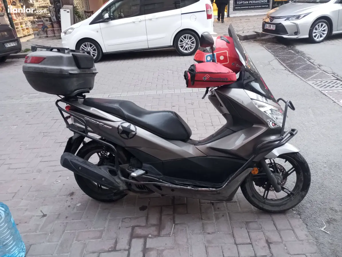 2015 Honda PCX 150 benzinli otomatik motosiklet - Fotoğraf 3