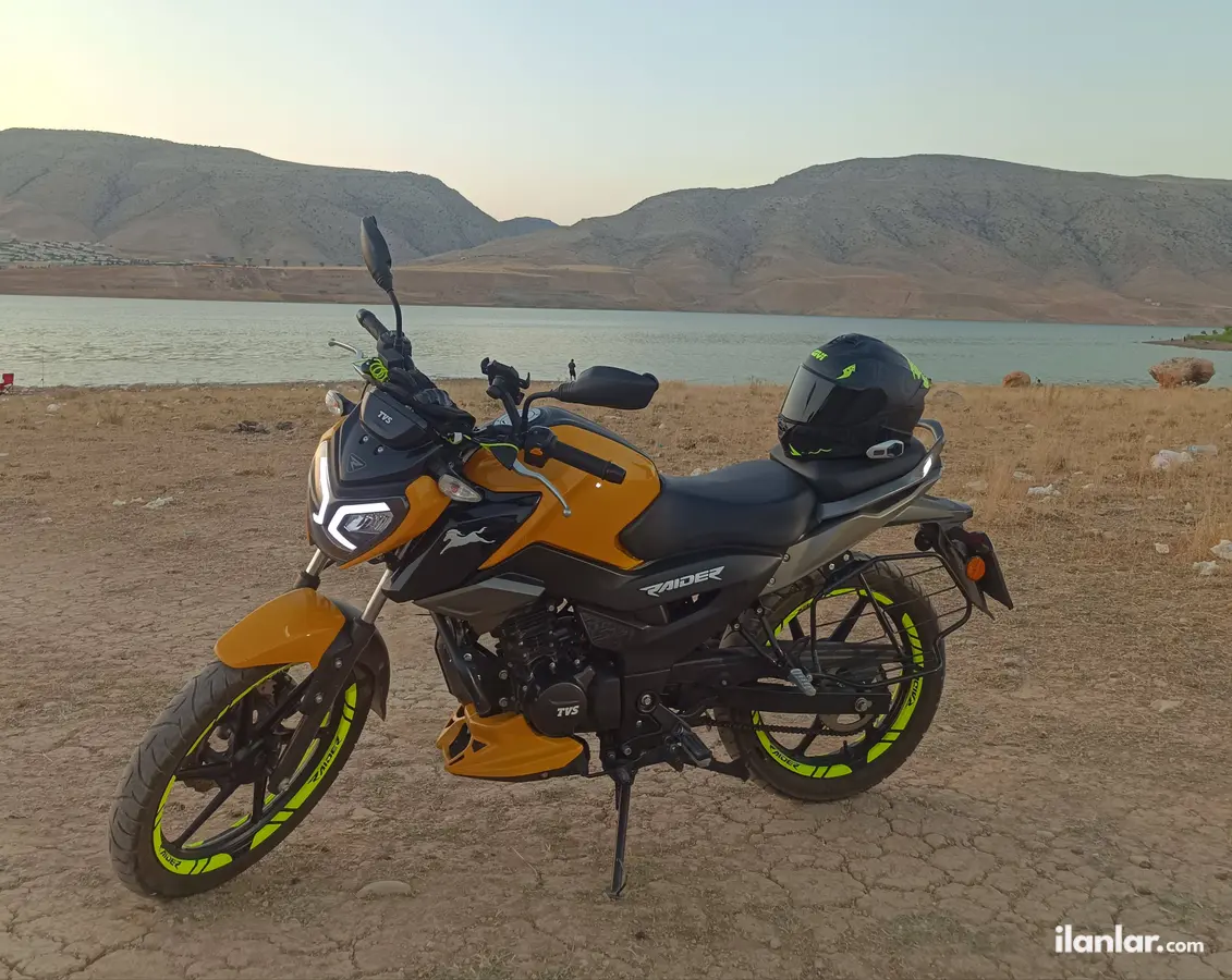 2024 TVS Raider 125 benzinli manuel motosiklet - Fotoğraf 1