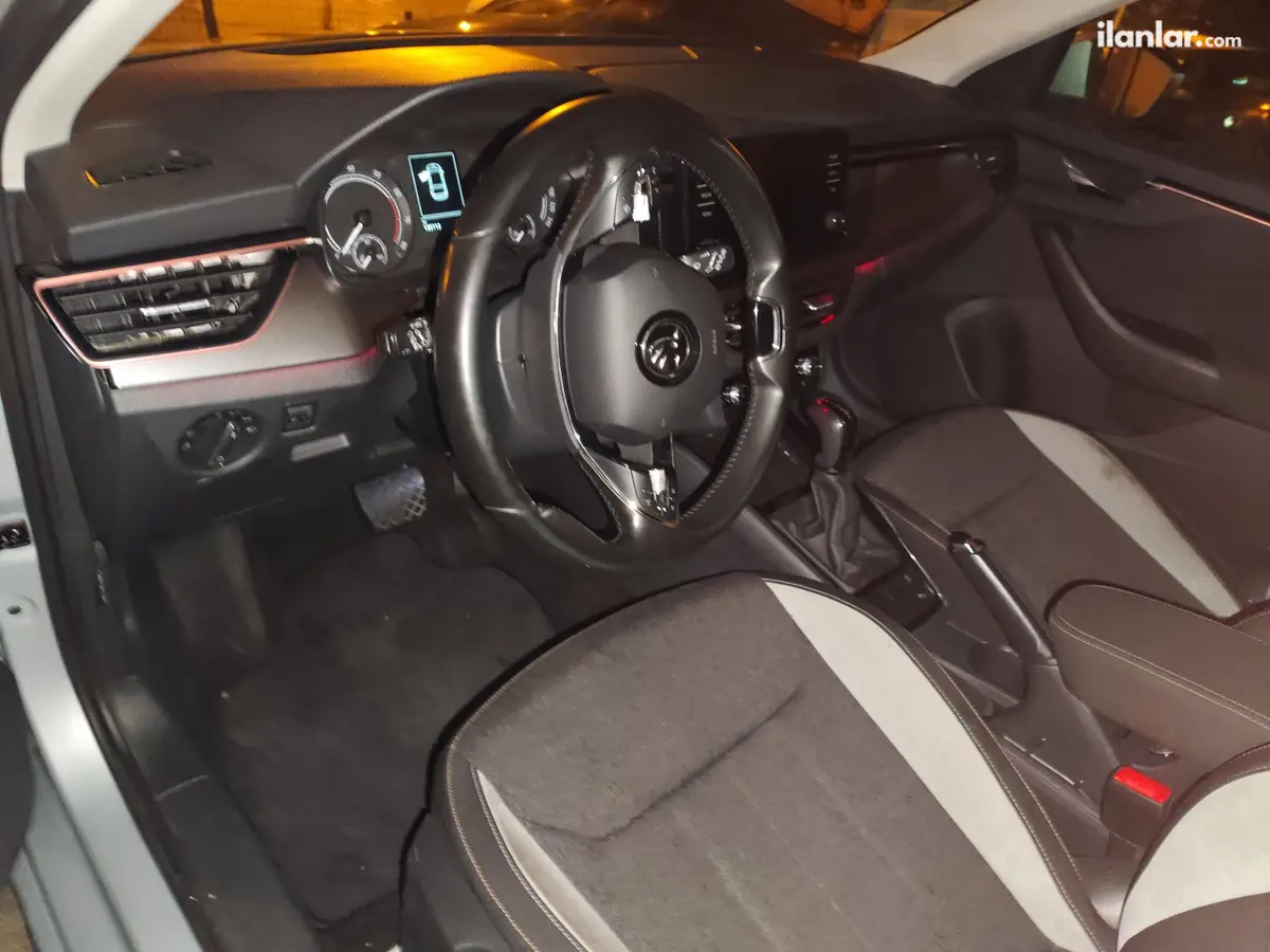 2023 Skoda Scala 1.0 TSI benzinli otomatik otomobil - Fotoğraf 3