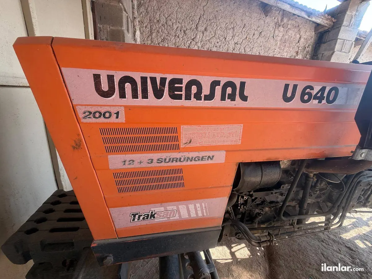 2001 Universal 640 traktör - Fotoğraf 2