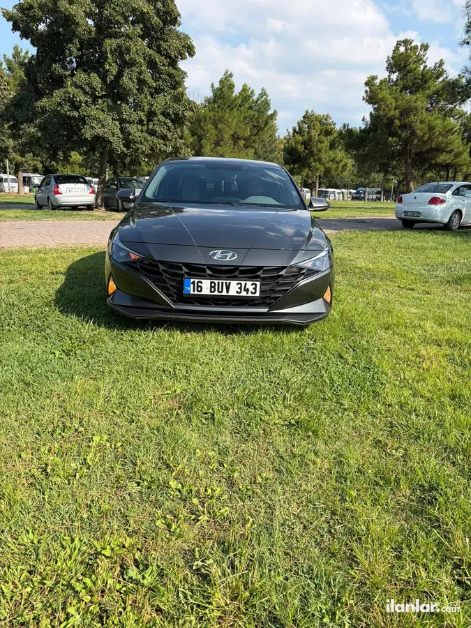 2021 Hyundai Elantra 1.6 MPI benzinli otomatik otomobil - Fotoğraf 2