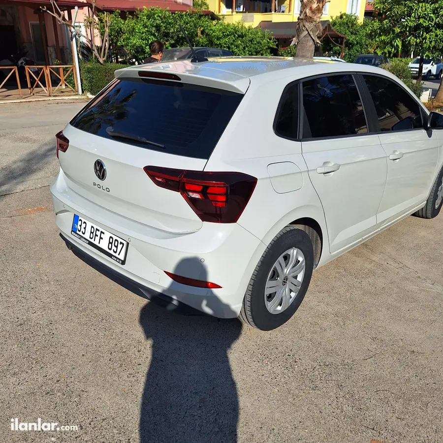 2024 Volkswagen Polo 1.0 benzinli manuel otomobil - Fotoğraf 1