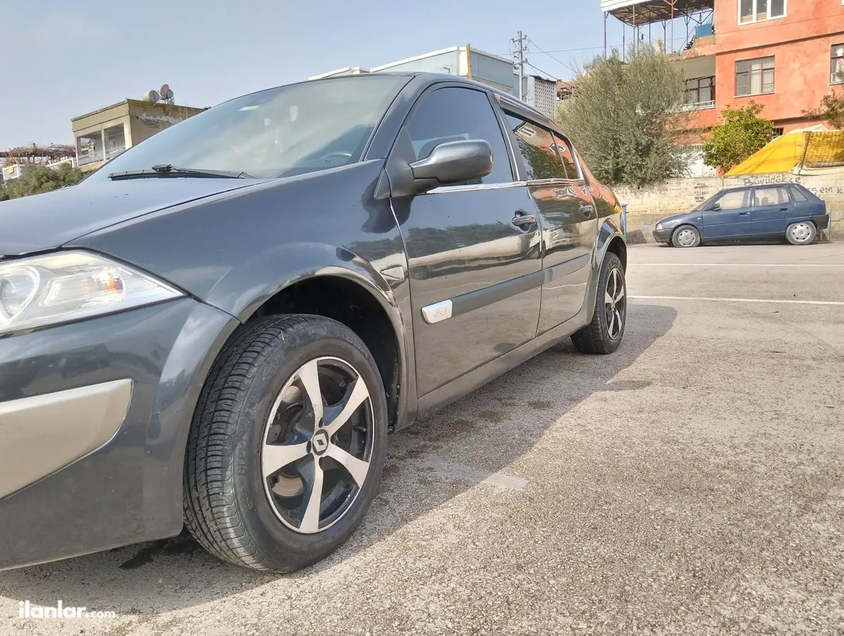 2007 Renault Megane 1.5 dCi dizel manuel otomobil - Fotoğraf 3