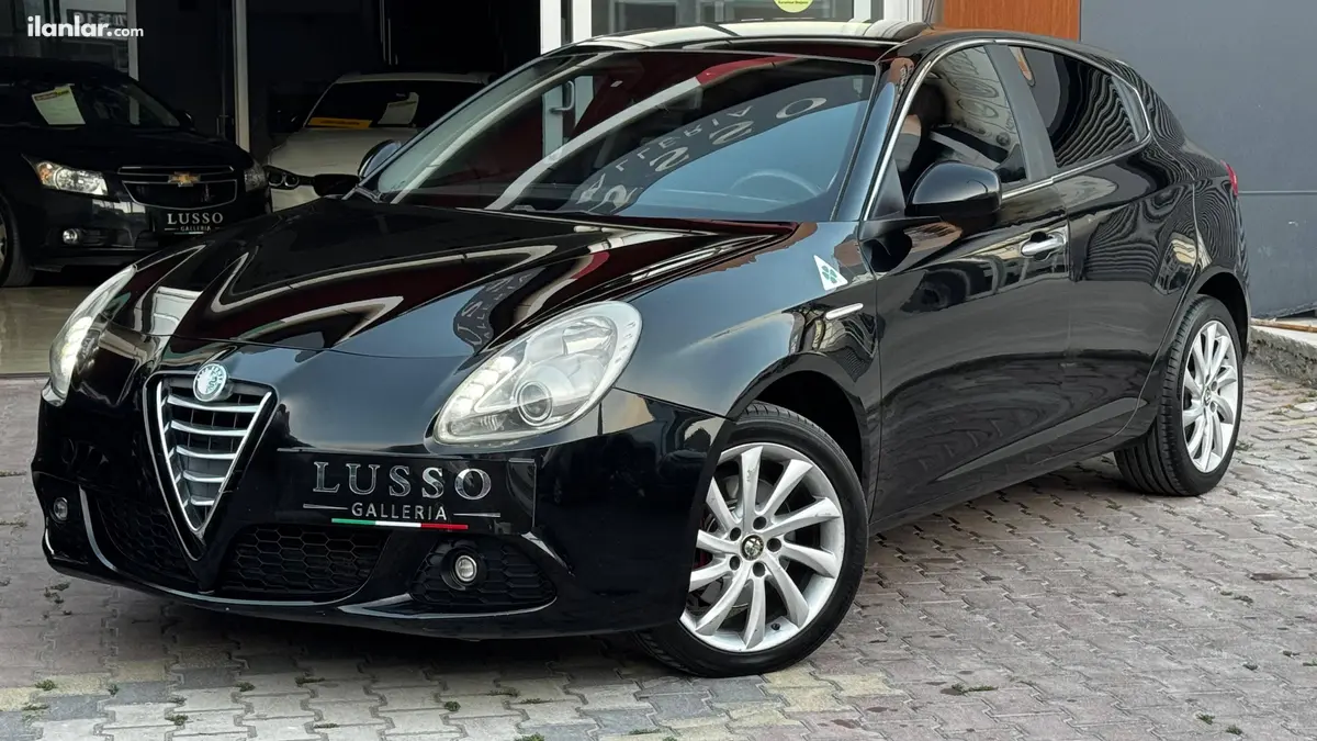 2012 Alfa Romeo Giulietta 1.4 TB dizel otomatik otomobil - Fotoğraf 1