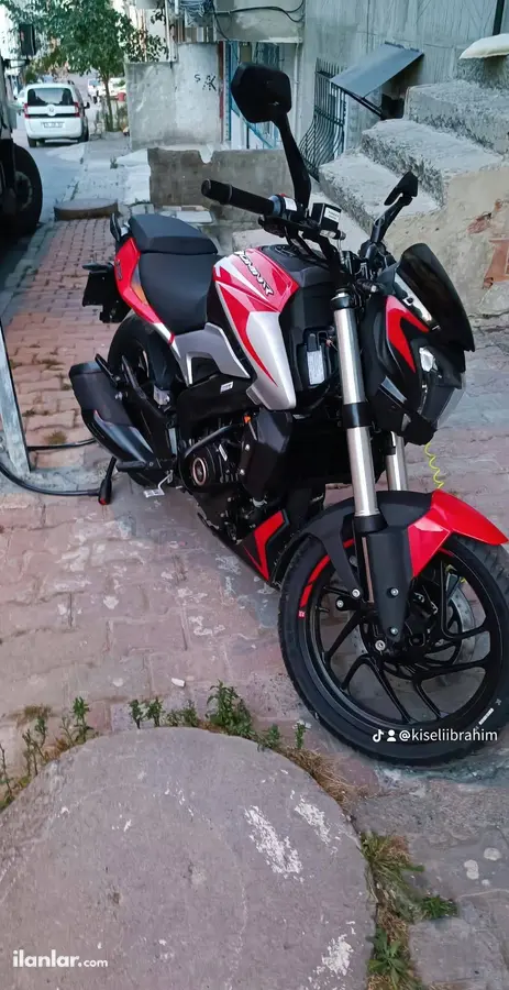 2023 Bajaj Dominar 250 D benzinli manuel motosiklet - Fotoğraf 3
