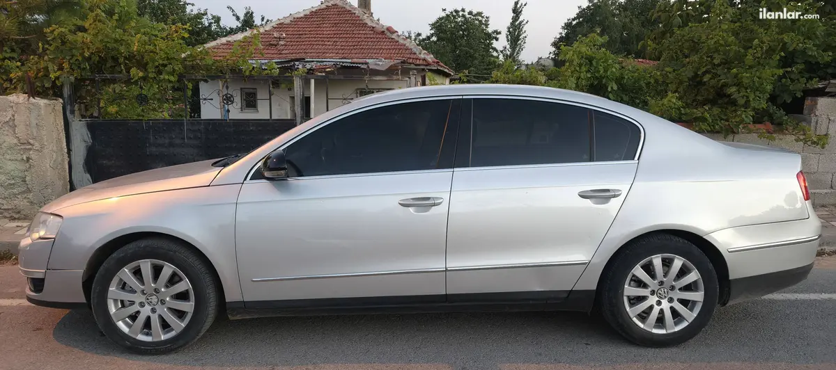 2006 Volkswagen Passat 1.6 FSi benzinli manuel otomobil - Fotoğraf 1