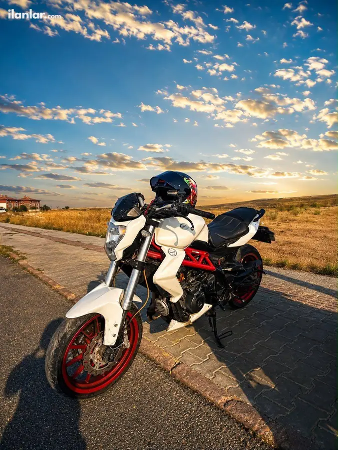 2016 Benelli TNT 250 benzinli manuel motosiklet - Fotoğraf 3