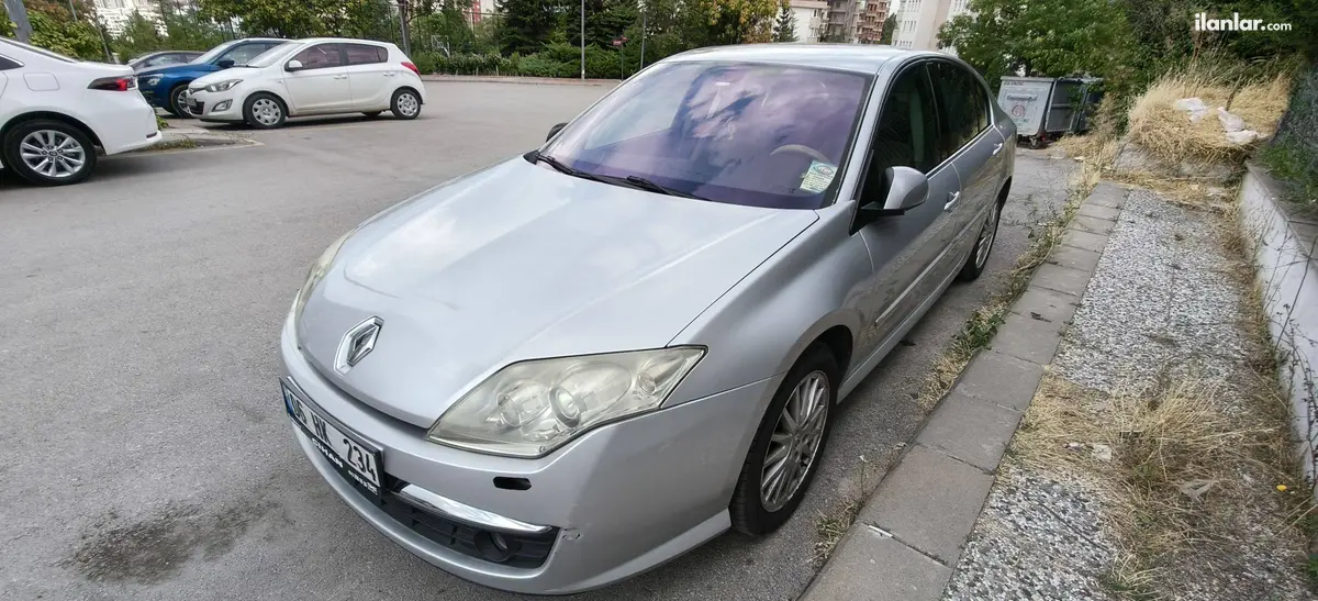 2009 Renault Laguna 1.6 benzinli manuel otomobil - Fotoğraf 1