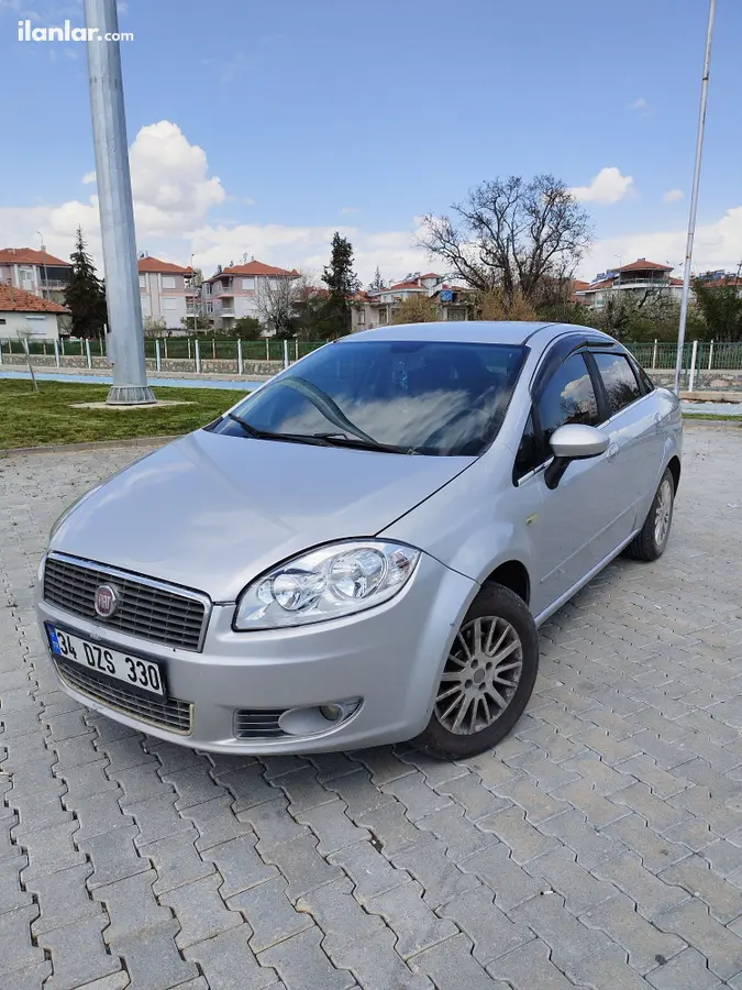 2011 Fiat Linea 1.3 Multijet dizel manuel otomobil - Fotoğraf 2