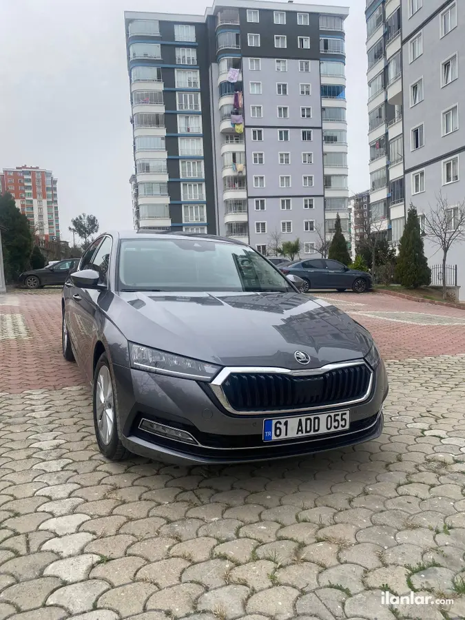2023 Skoda Octavia 1.5 e-Tec hibrit yarı Otomatik otomobil - Fotoğraf 1
