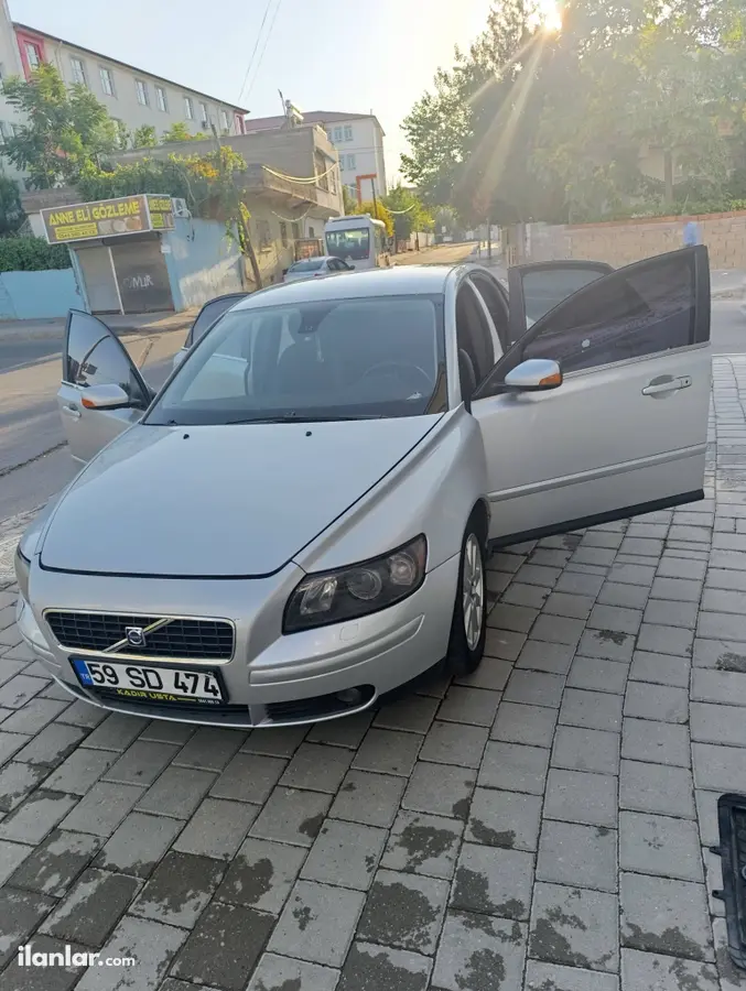 2006 Volvo S40 1.6 D dizel manuel otomobil - Fotoğraf 1