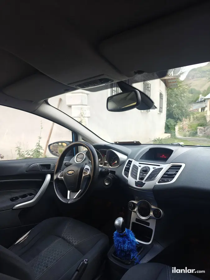 2010 Ford Fiesta 1.4 TDCi dizel düz otomobil - Fotoğraf 2