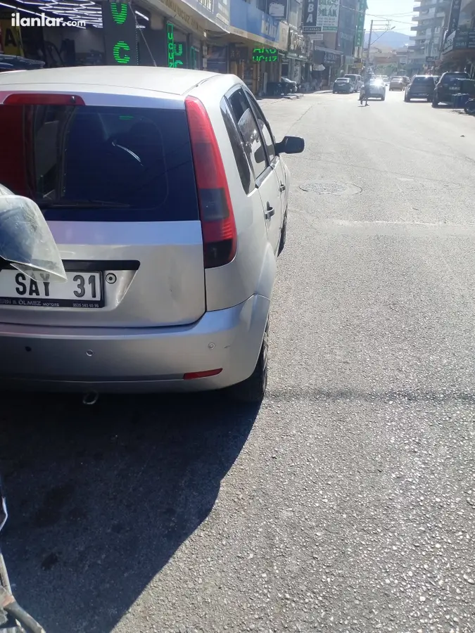 2004 Ford Fiesta 1.4 TDCi dizel otomatik otomobil - Fotoğraf 3
