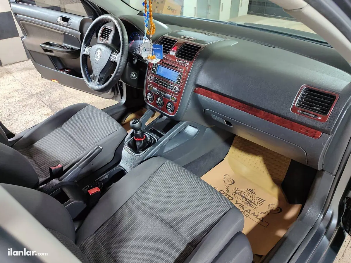 2006 Volkswagen Jetta 1.6 benzinli manuel otomobil - Fotoğraf 2