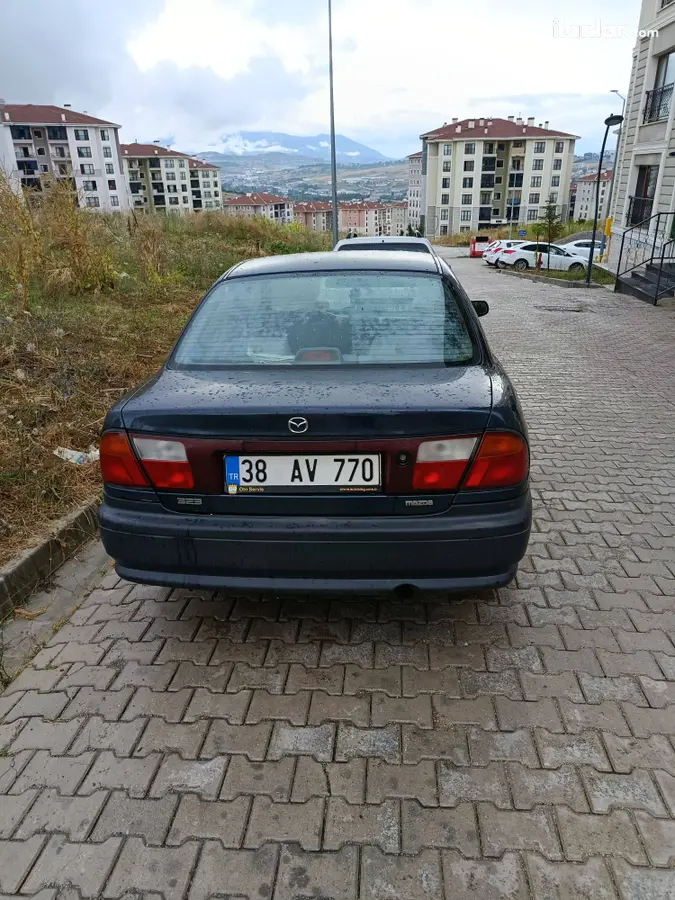 1998 Mazda 323 1.5 benzin & LPG manuel otomobil - Fotoğraf 2