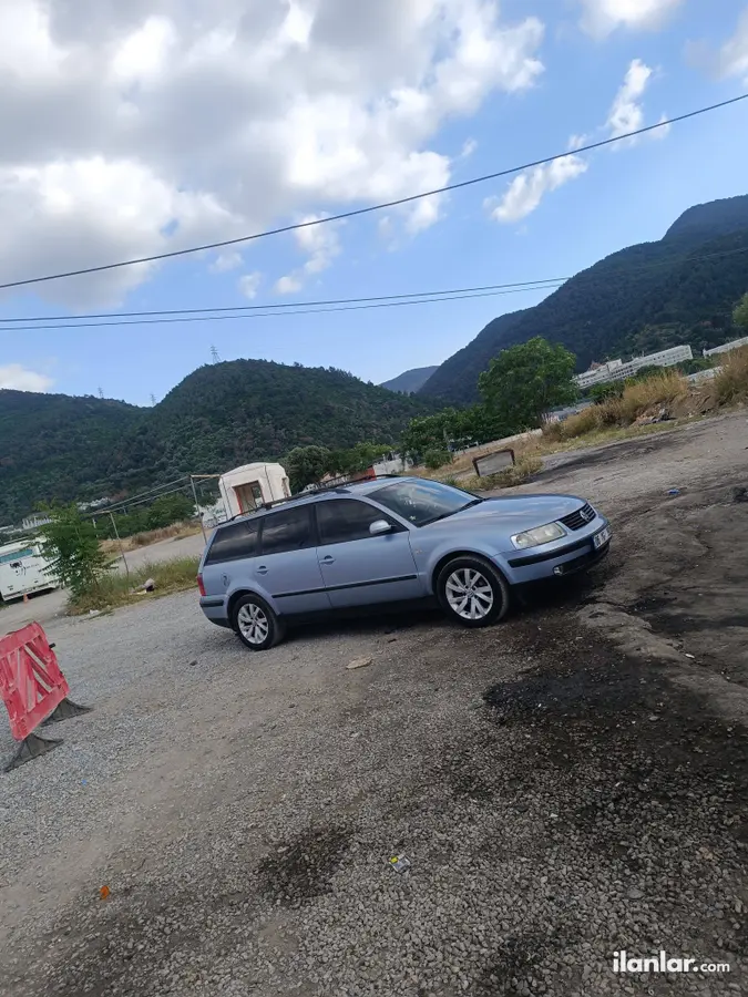 2000 Volkswagen Passat 1.9 TDi dizel manuel otomobil - Fotoğraf 1