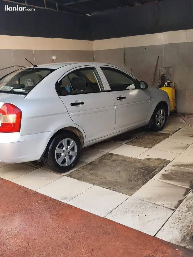 2008 Hyundai Accent Era 1.5 CRDi-VGT dizel manuel otomobil - Fotoğraf 3