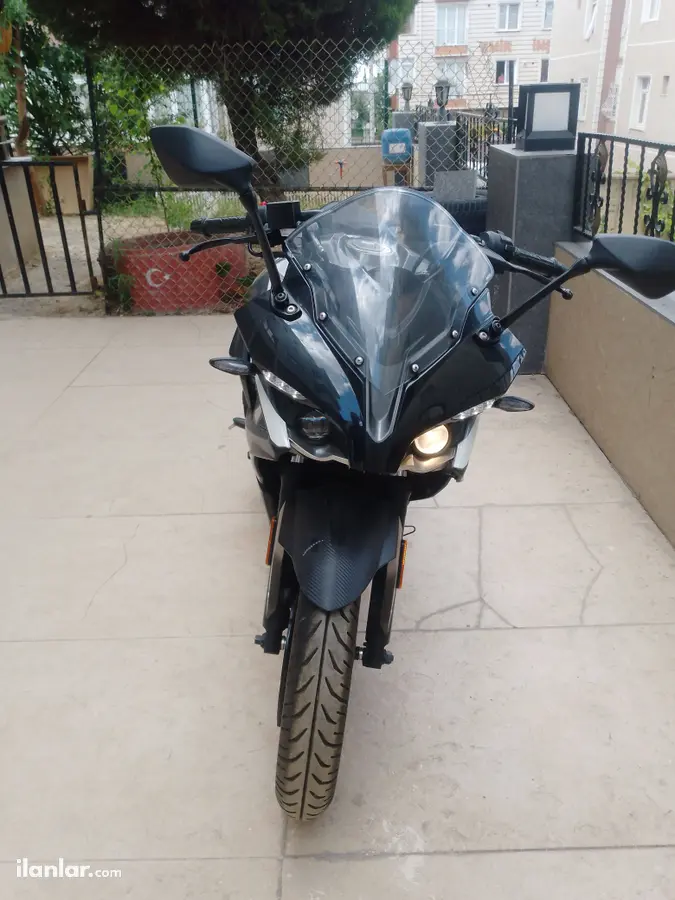 2023 Bajaj Pulsar 200 RS benzinli manuel motosiklet - Fotoğraf 2