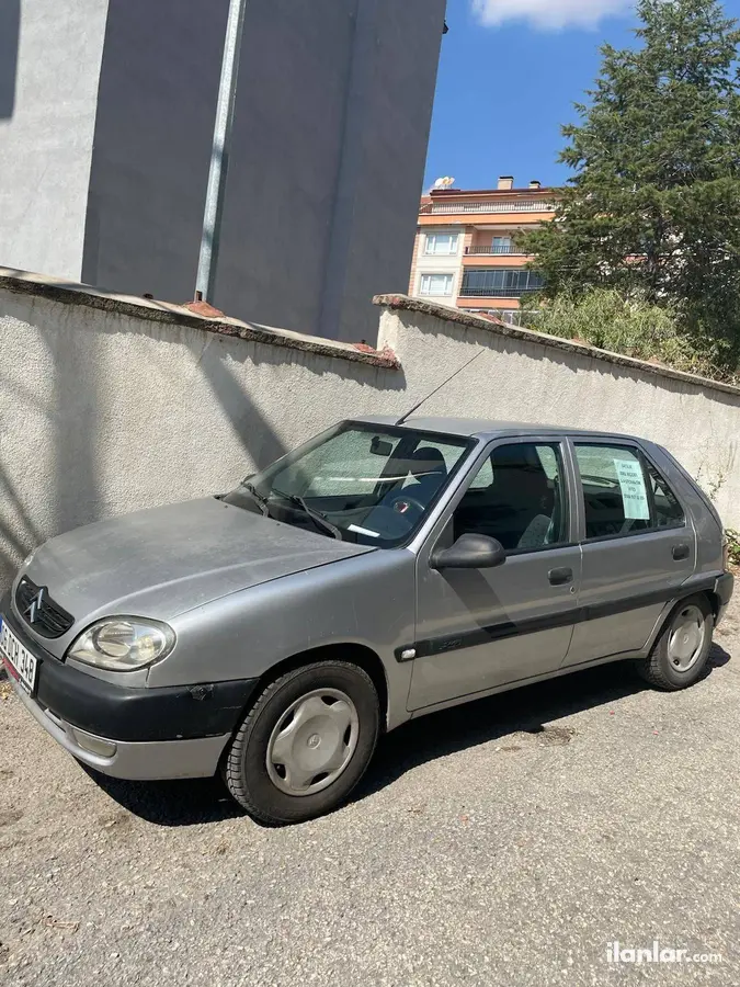 2001 Citroen Saxo 1.4 benzinli otomatik otomobil - Fotoğraf 2