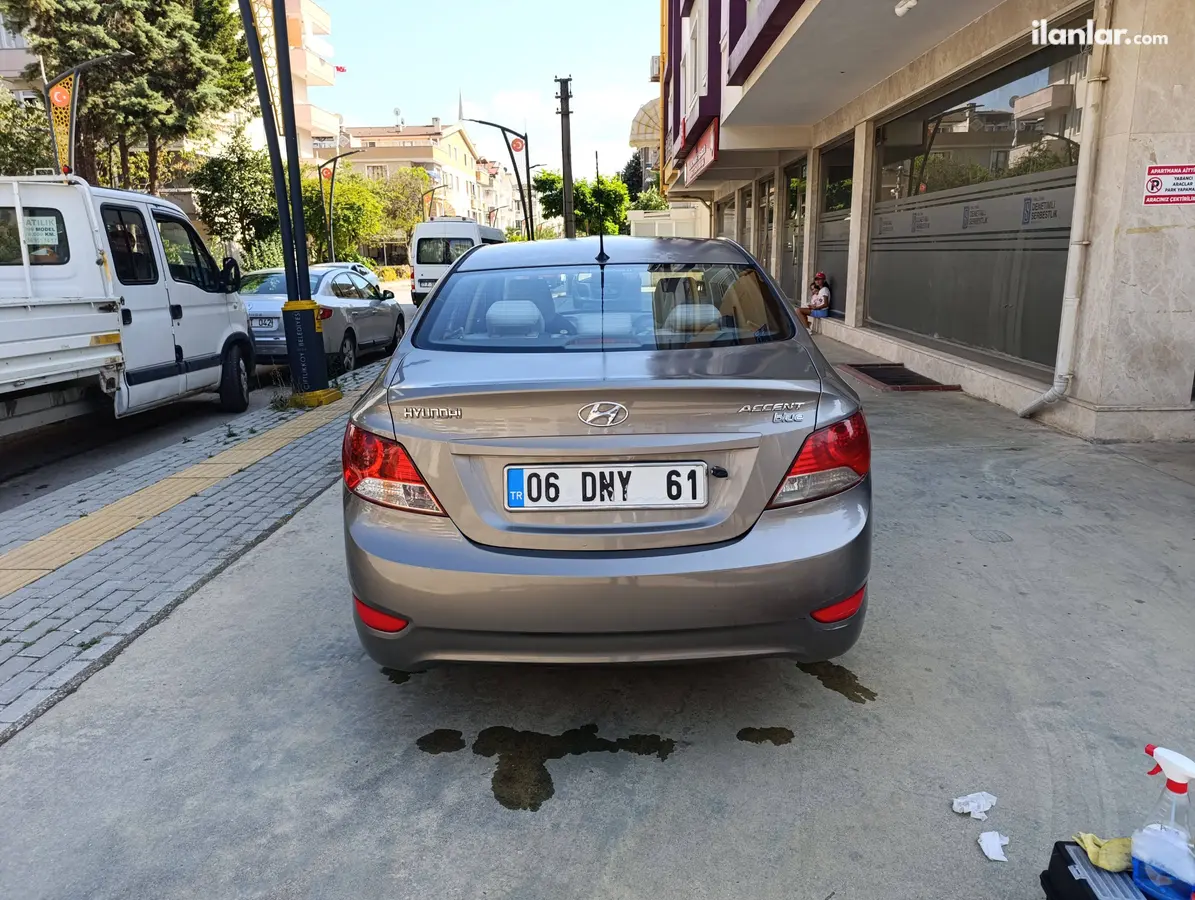 2012 Hyundai Accent Blue 1.4 CVVT lPG otomatik otomobil - Fotoğraf 3