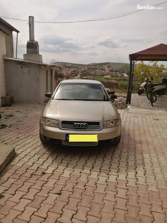 2004 Audi A4 A4 Sedan benzinli manuel otomobil - Fotoğraf 1