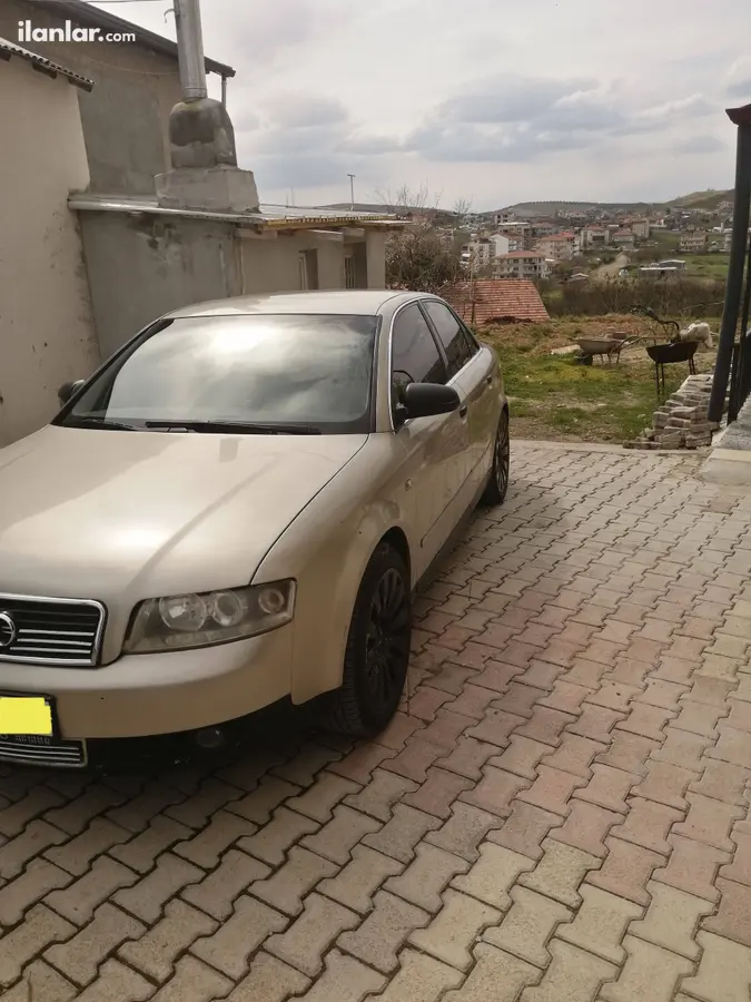 2004 Audi A4 A4 Sedan benzinli manuel otomobil - Fotoğraf 2