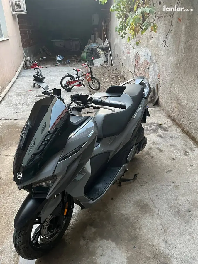 2025 SYM Jet X 125 benzinli otomatik motosiklet - Fotoğraf 3