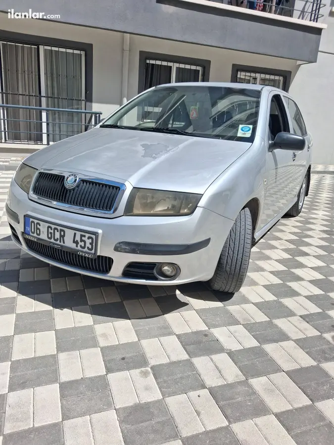 2005 Skoda Fabia 1.2 benzinli manuel otomobil - Fotoğraf 1