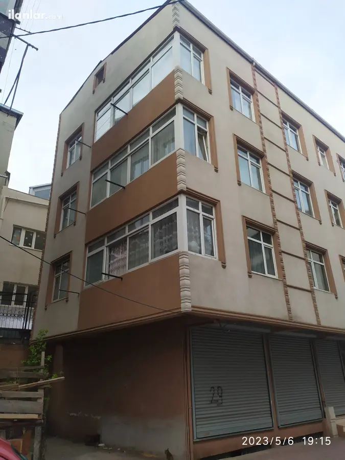 İstanbul Bahçelievler Yenibosna Merkez Mahallesi 2+1 266 m² satılık bina - Fotoğraf 2
