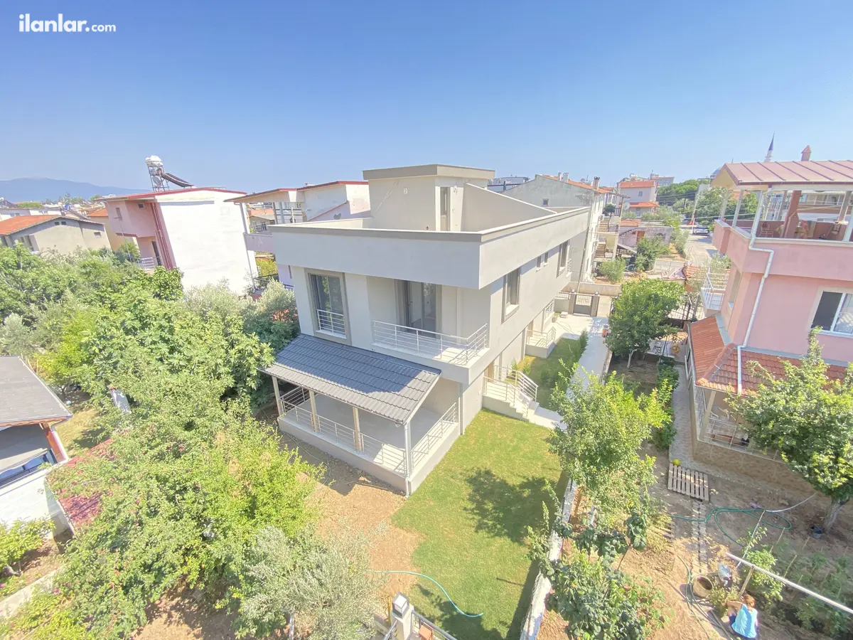 İzmir Seferihisar Cumhuriyet Mahallesi 2+1 150 m² satılık villa - Fotoğraf 3