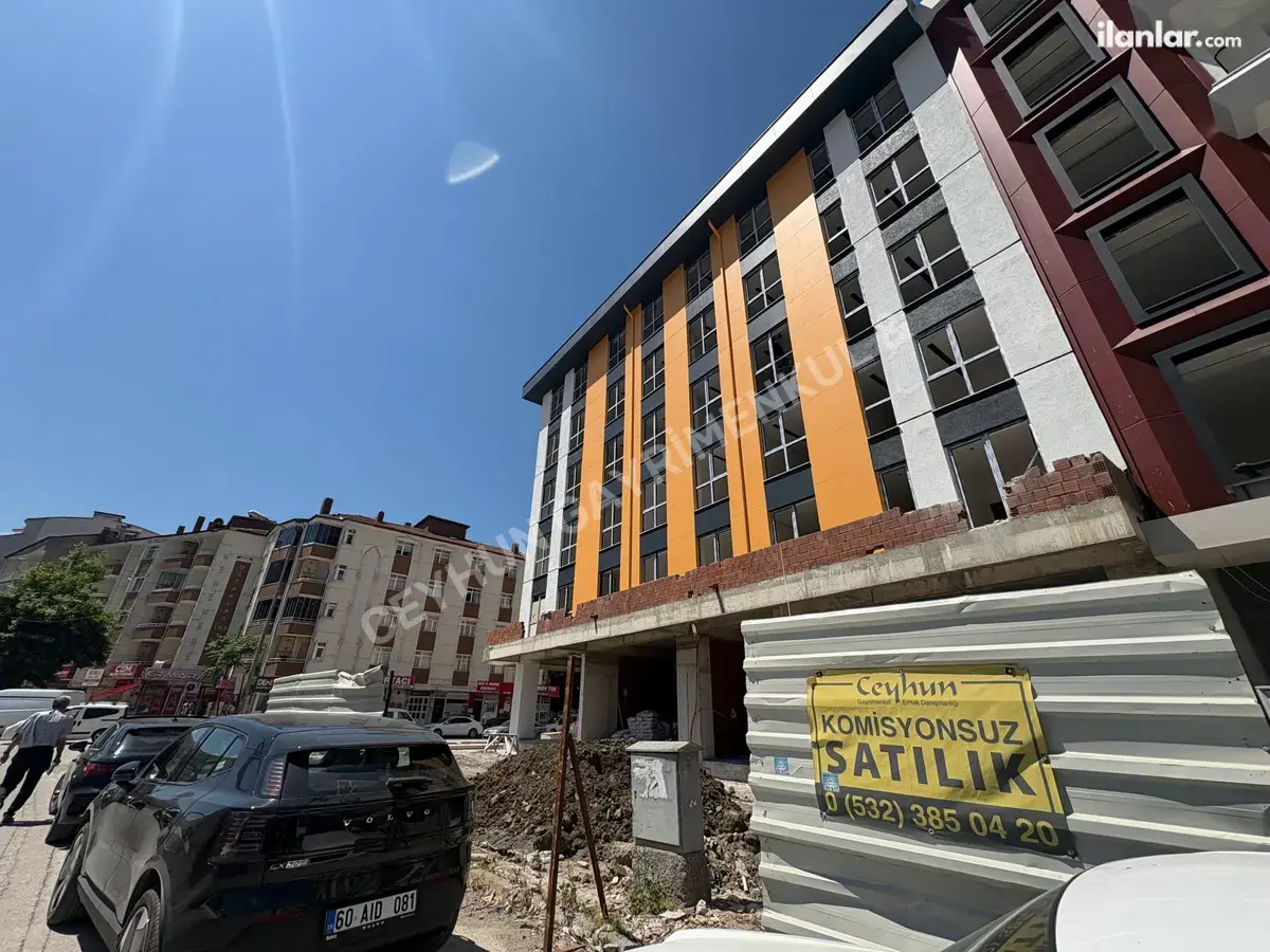 Tokat Merkez Gülbaharhatun Mahallesi 40 m² satılık büro & Ofis - Fotoğraf 2
