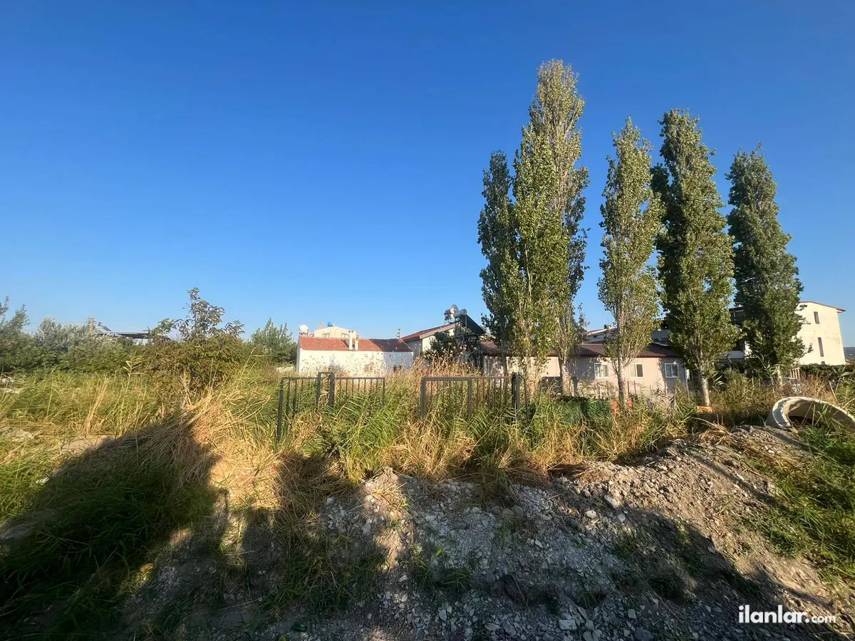 İzmir Urla İskele Mahallesi 168 m² kiralık konut arsa - Fotoğraf 2