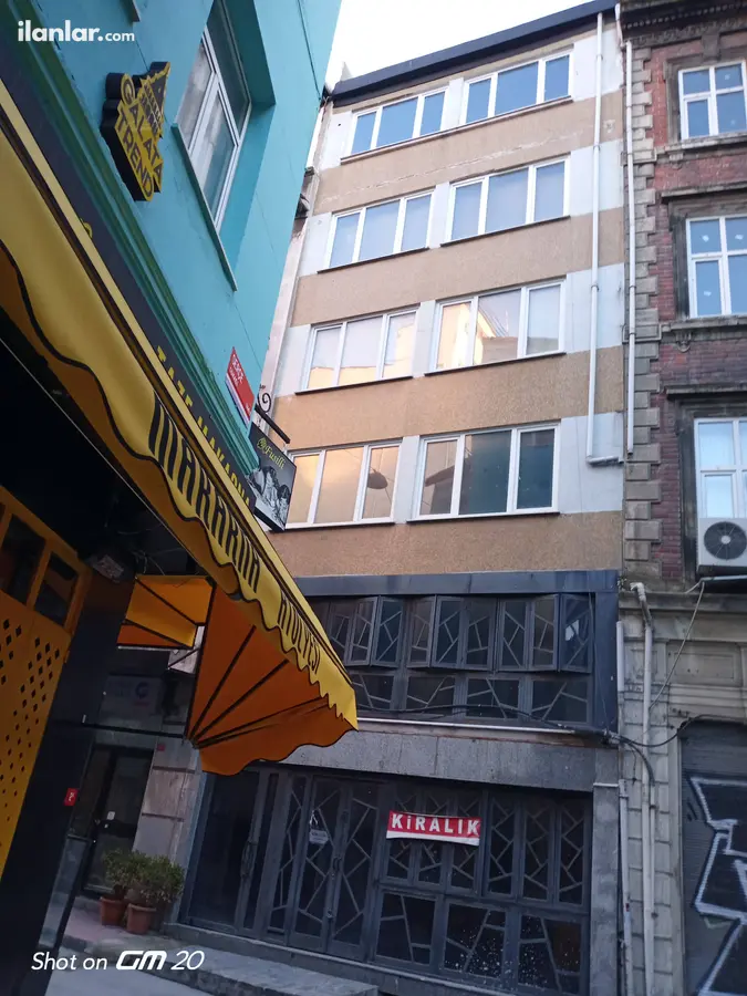 İstanbul Beyoğlu Hacımimi Mahallesi 180 m² kiralık dükkan & Mağaza - Fotoğraf 2