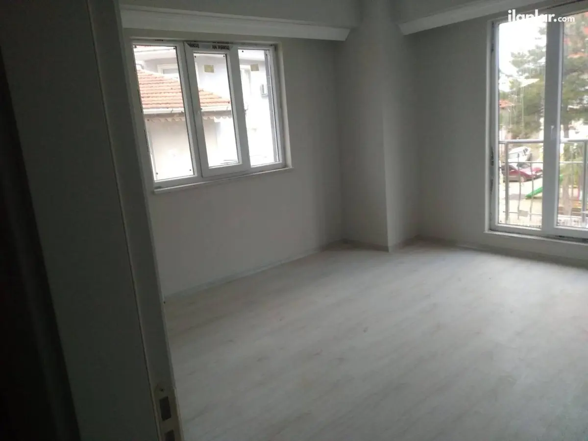 Kütahya Simav Hisarardı Mahallesi 2+1 95 m² satılık daire - Fotoğraf 2
