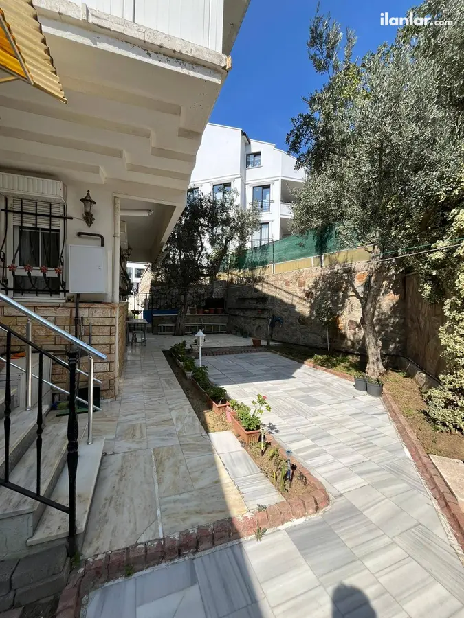 Balıkesir Erdek Sahil Mahallesi 4+1 600 m² satılık villa - Fotoğraf 1
