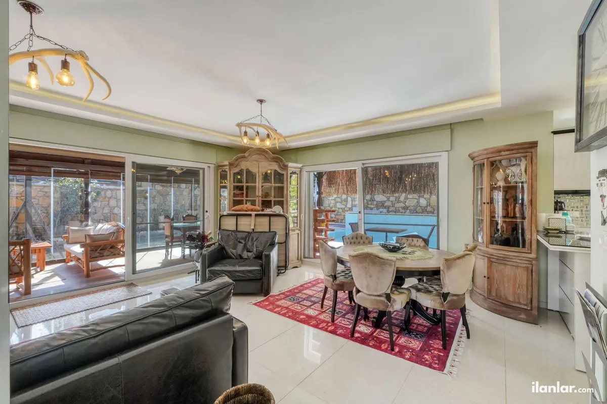 İzmir Çeşme Dalyan Mahallesi 3+1 200 m² kiralık villa - Fotoğraf 2