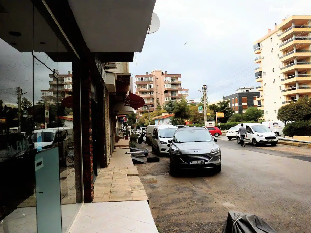 İzmir Balçova Korutürk Mahallesi 40 m² satılık dükkan & Mağaza - Fotoğraf 3